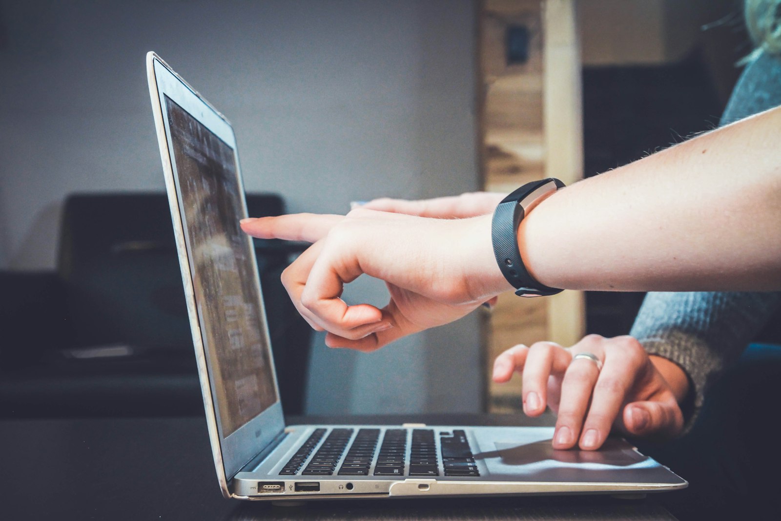 Standortnahe IT-Administration und Helpdesk-Betreuung
